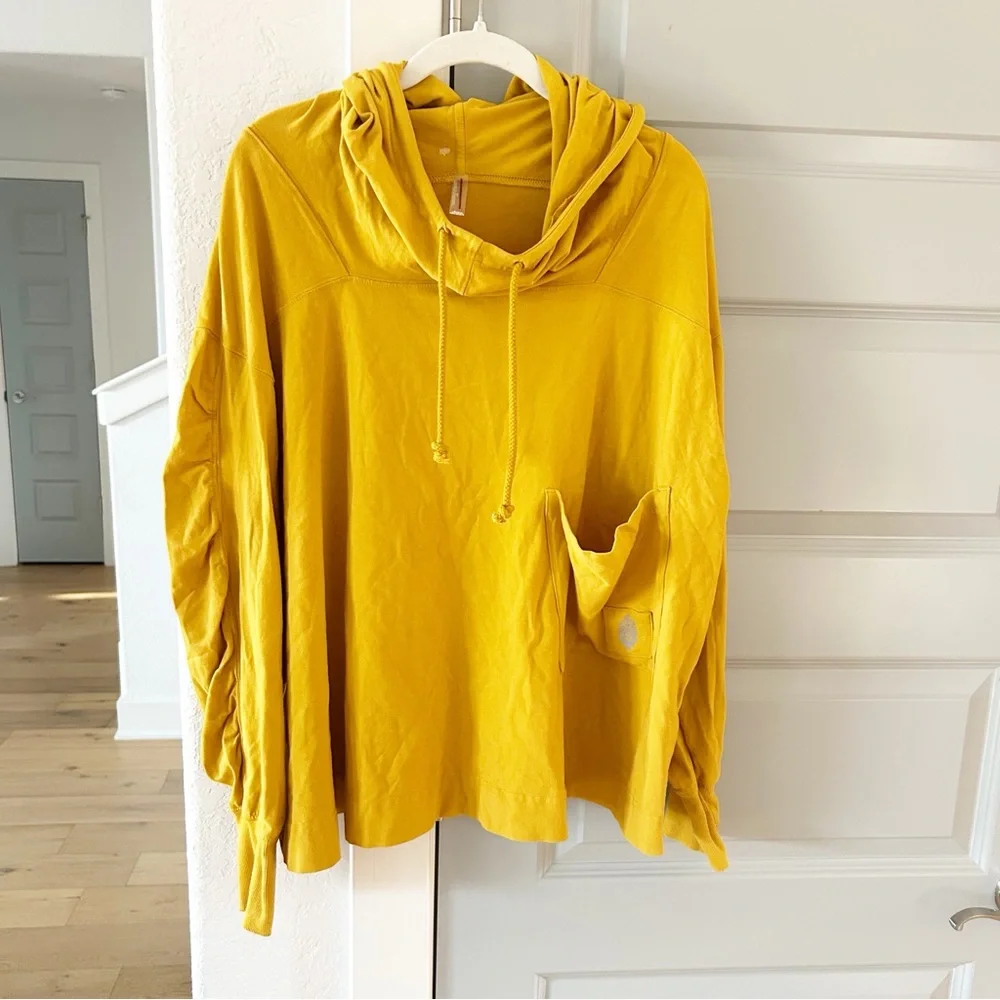 New Free People Hot Shot Hooded Layer Tee Top
